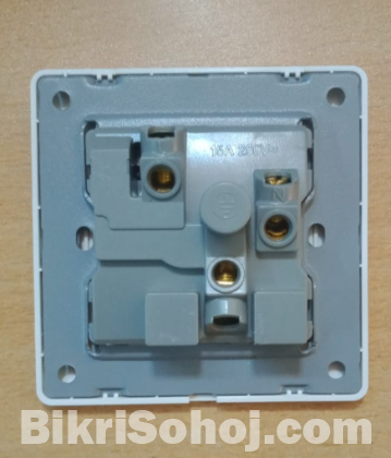 Ac socket
